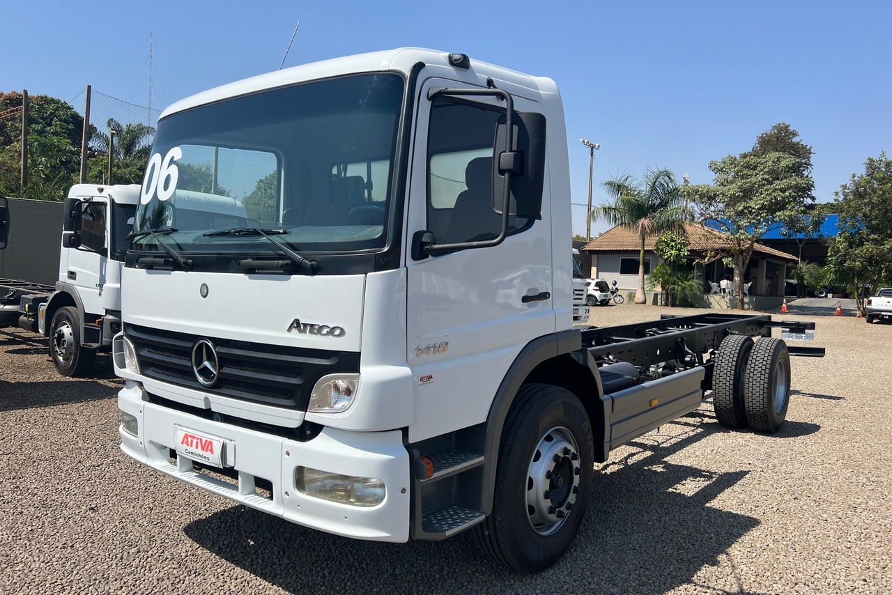 Mercedes Benz MB 1418 - 05/06 8
