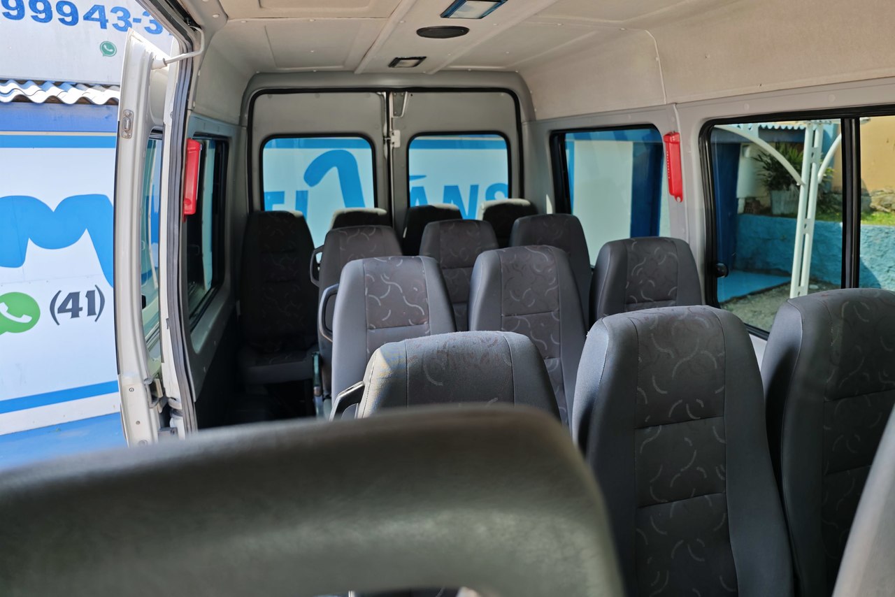Fiat Ducato Minibus - 12/13 8