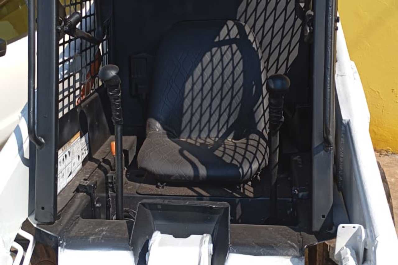 Bobcat 751 - 02/02 2