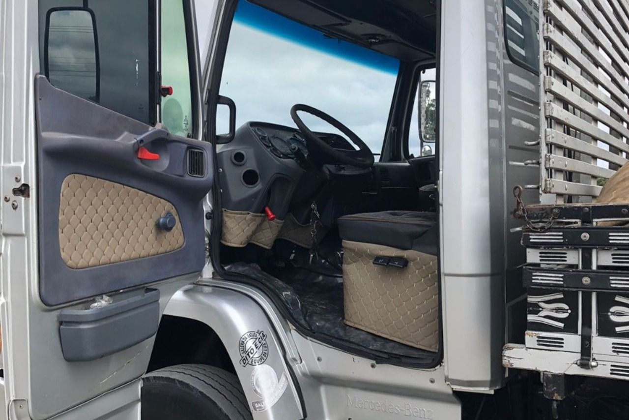 Mercedes Benz MB 1620 - 08/08 4