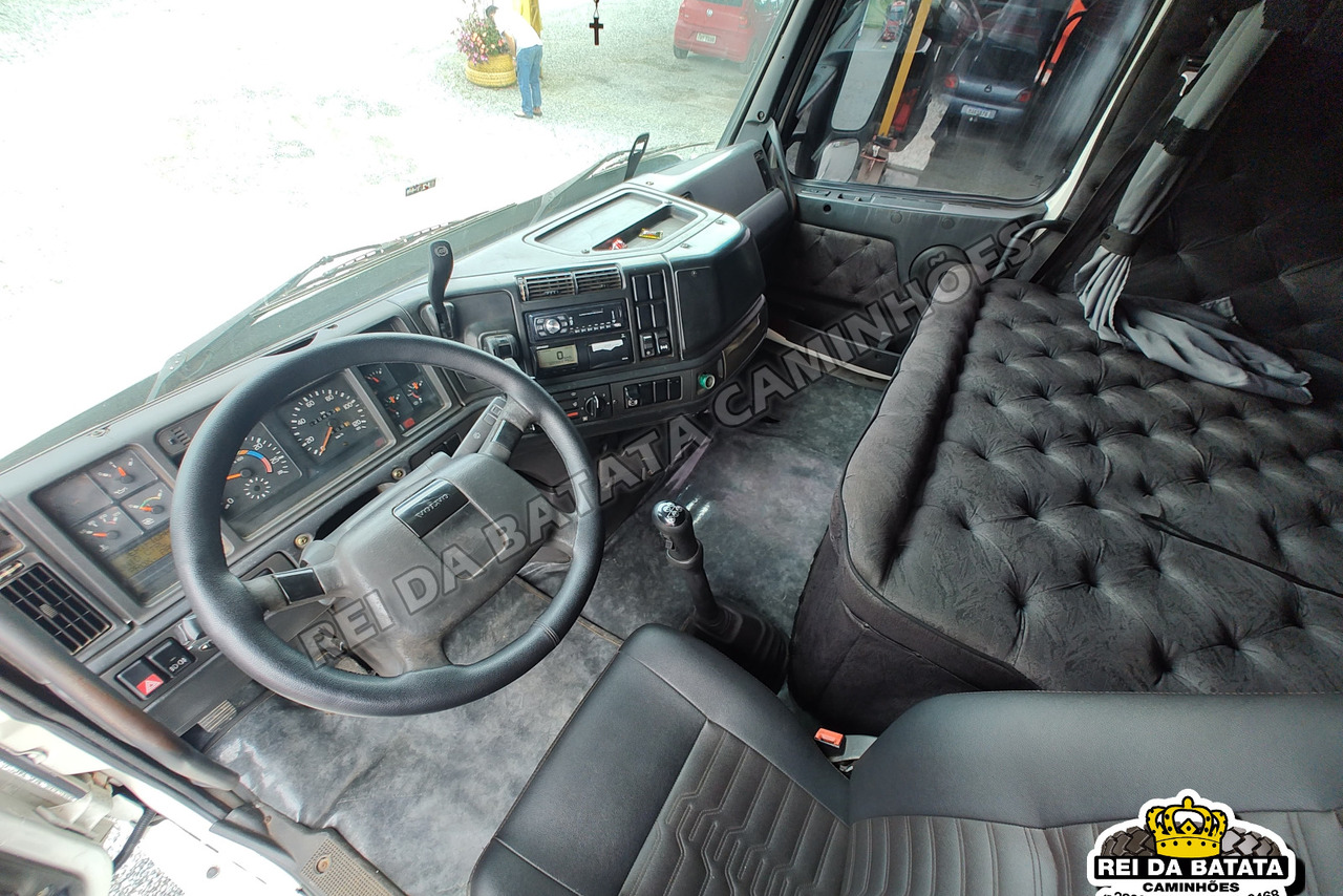 Volvo NH380 - 00/00 5