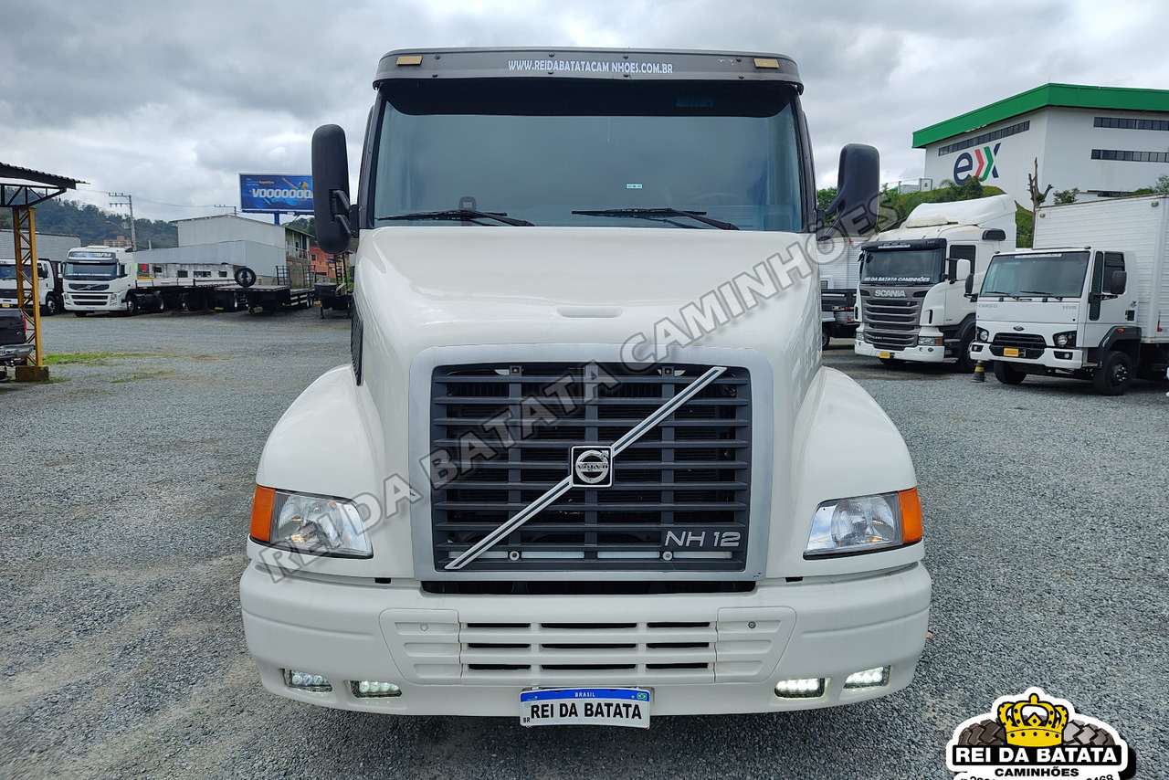 Volvo NH380 - 00/00 13