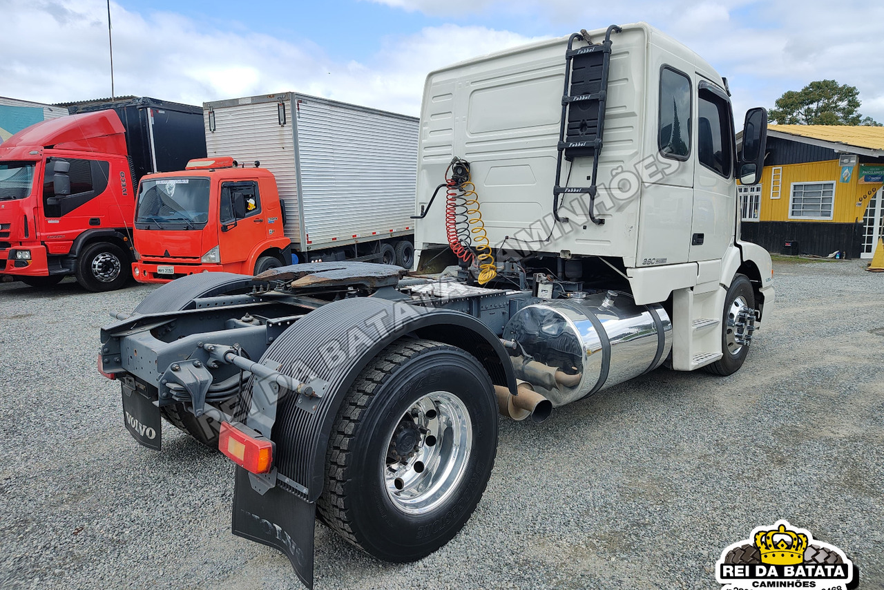 Volvo NH380 - 00/00 14