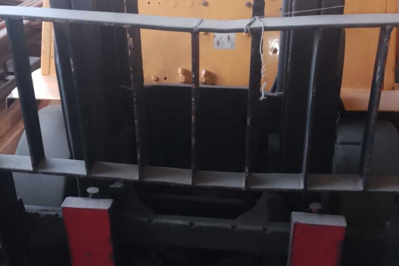 Hyster  H80 - 06/06 7