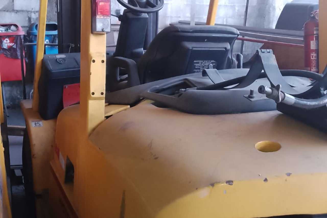 Hyster  H80 - 06/06 9