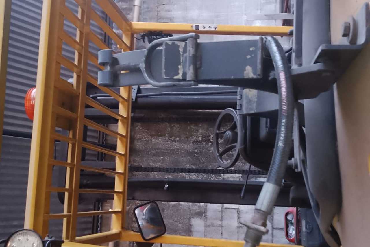 Hyster  H80 - 06/06 12