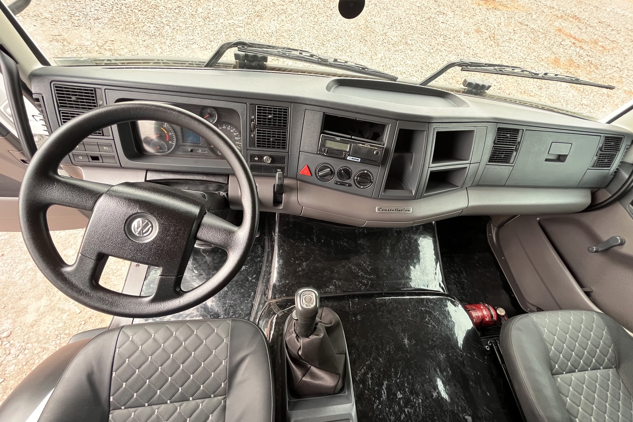 Volkswagen 17 330 - 17/18 20