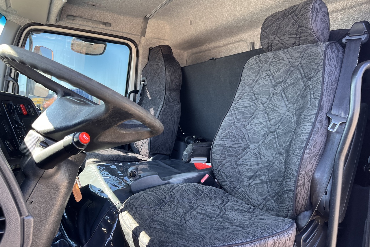 Mercedes Benz Atego 2430 - 14/14 8