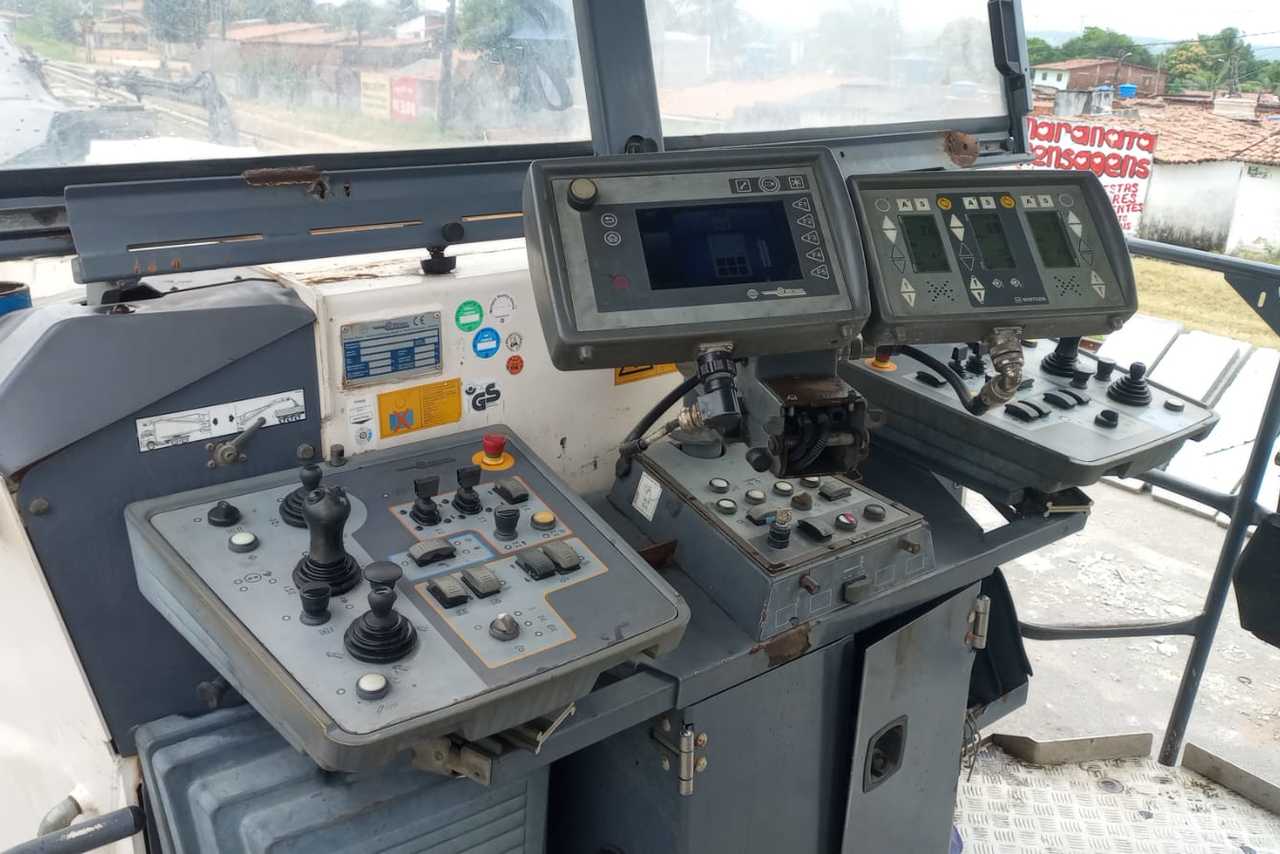 Wirtgen W 200 I - 13/13 4