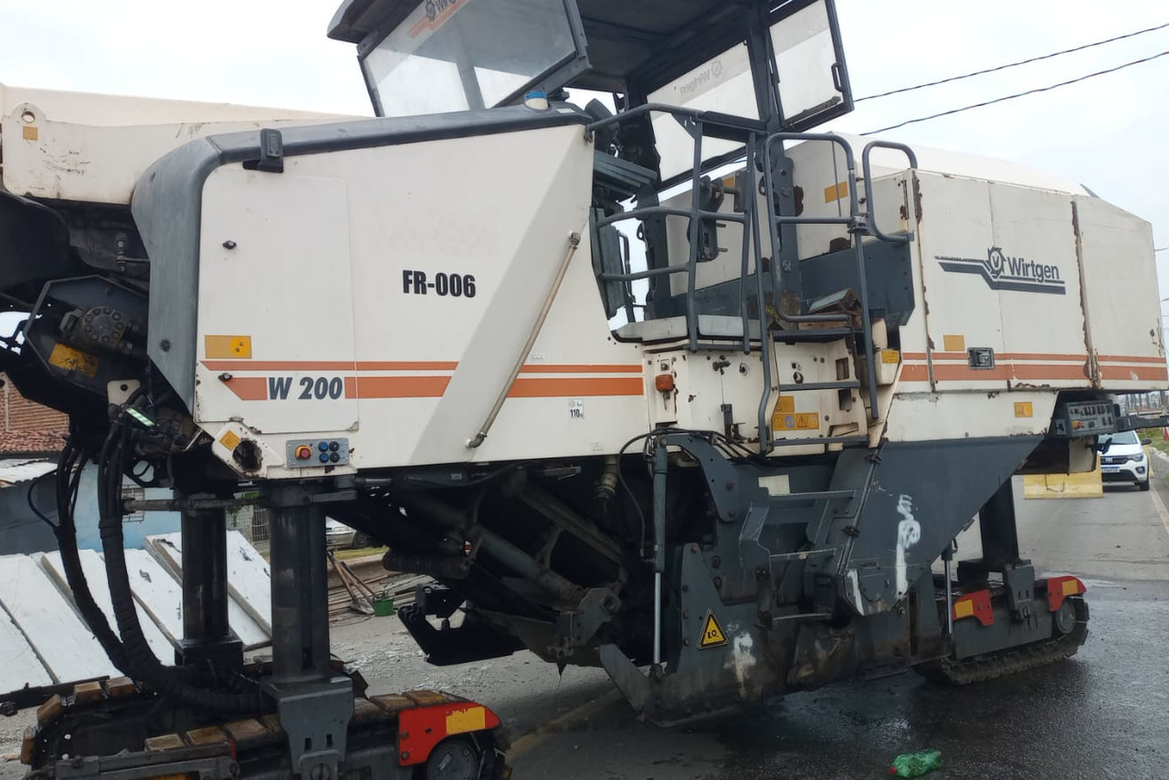 Wirtgen W 200 I - 13/13 9