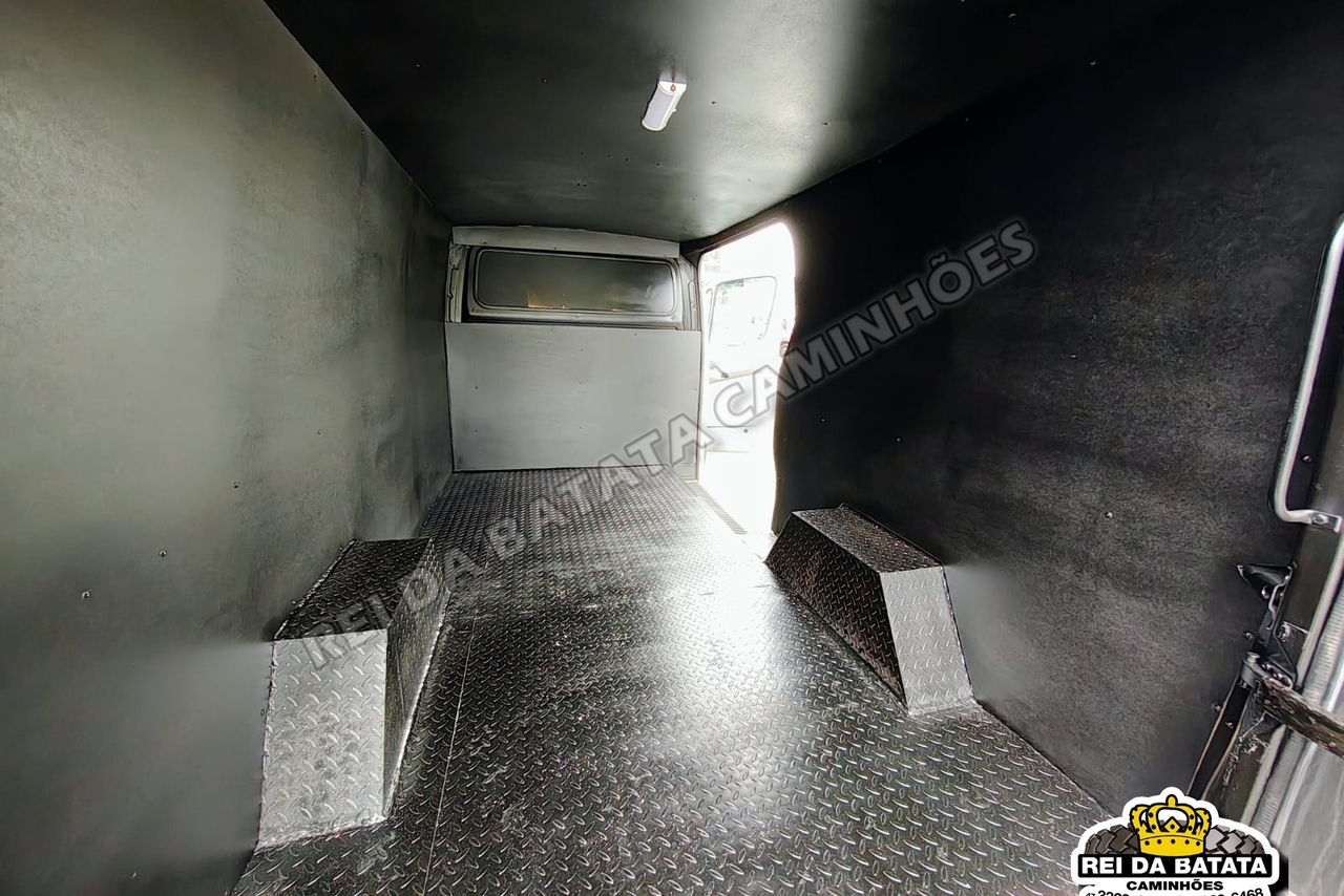 Mercedes Benz Sprinter 416 Furgão - 13/13 10