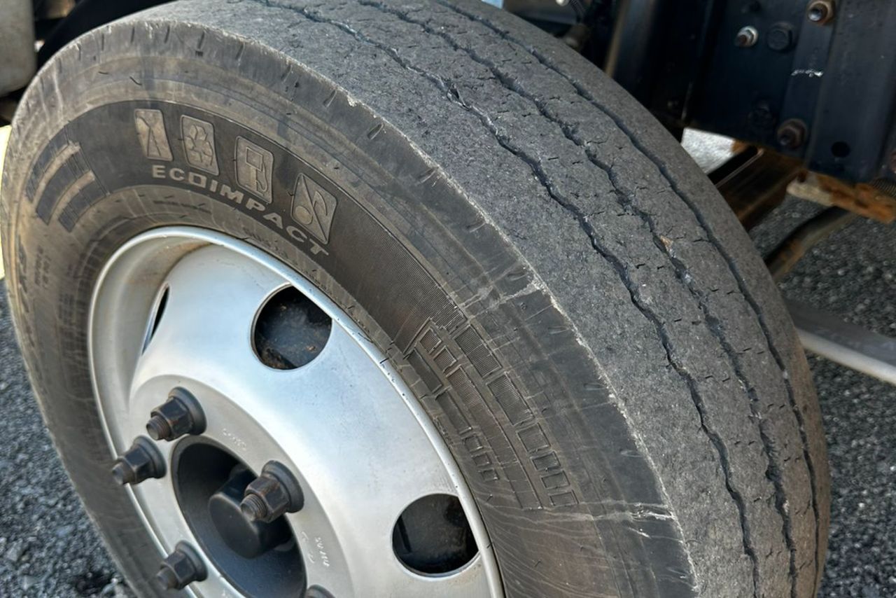 Ford Cargo816 - 13/13 4