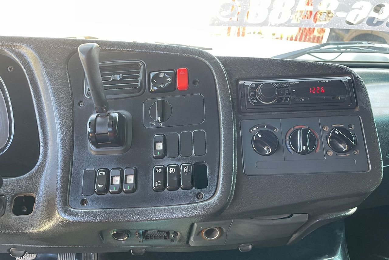 Mercedes Benz MB 1635 - 14/14 9