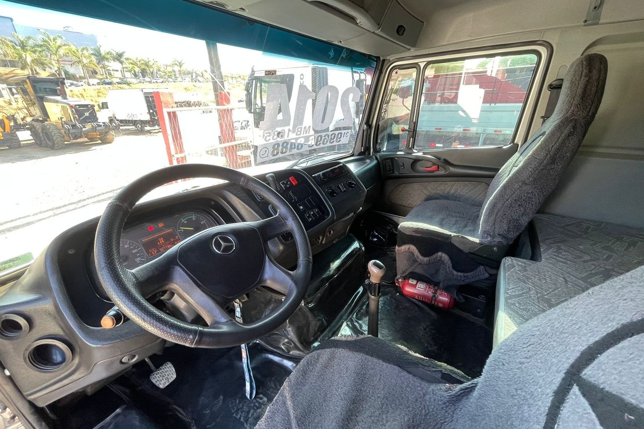 Mercedes Benz MB 1635 - 14/14 12
