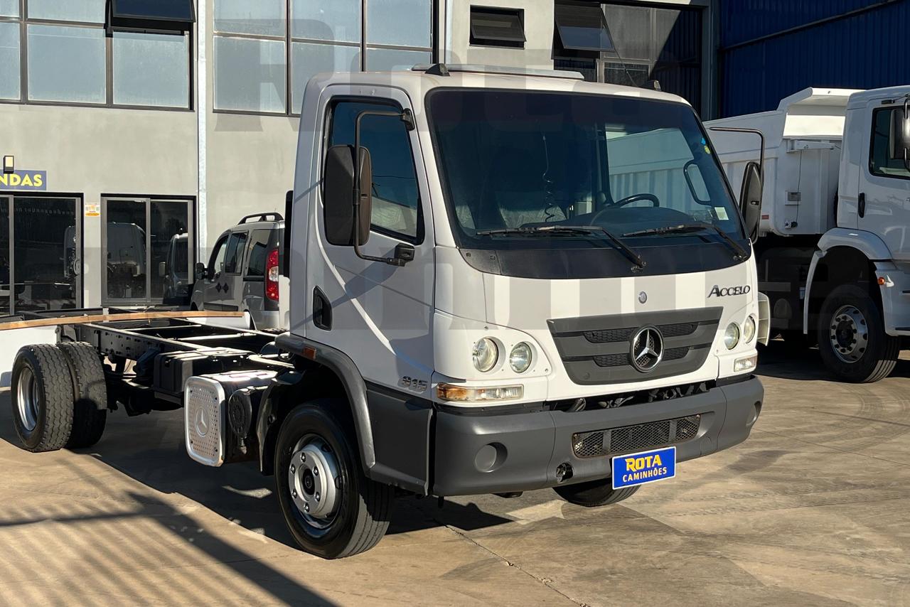 Mercedes Benz Accelo 815 - 19/19 2