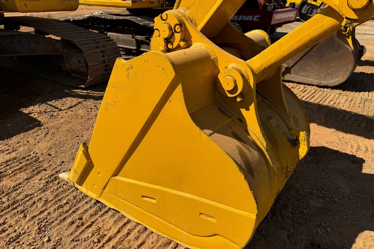 Komatsu PC200 - 20/20 8