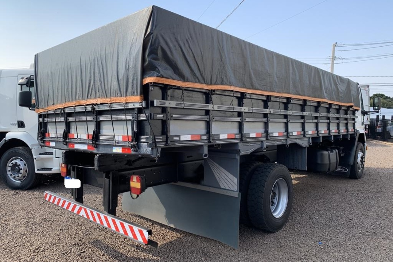 Ford Cargo1722 - 08/09 11