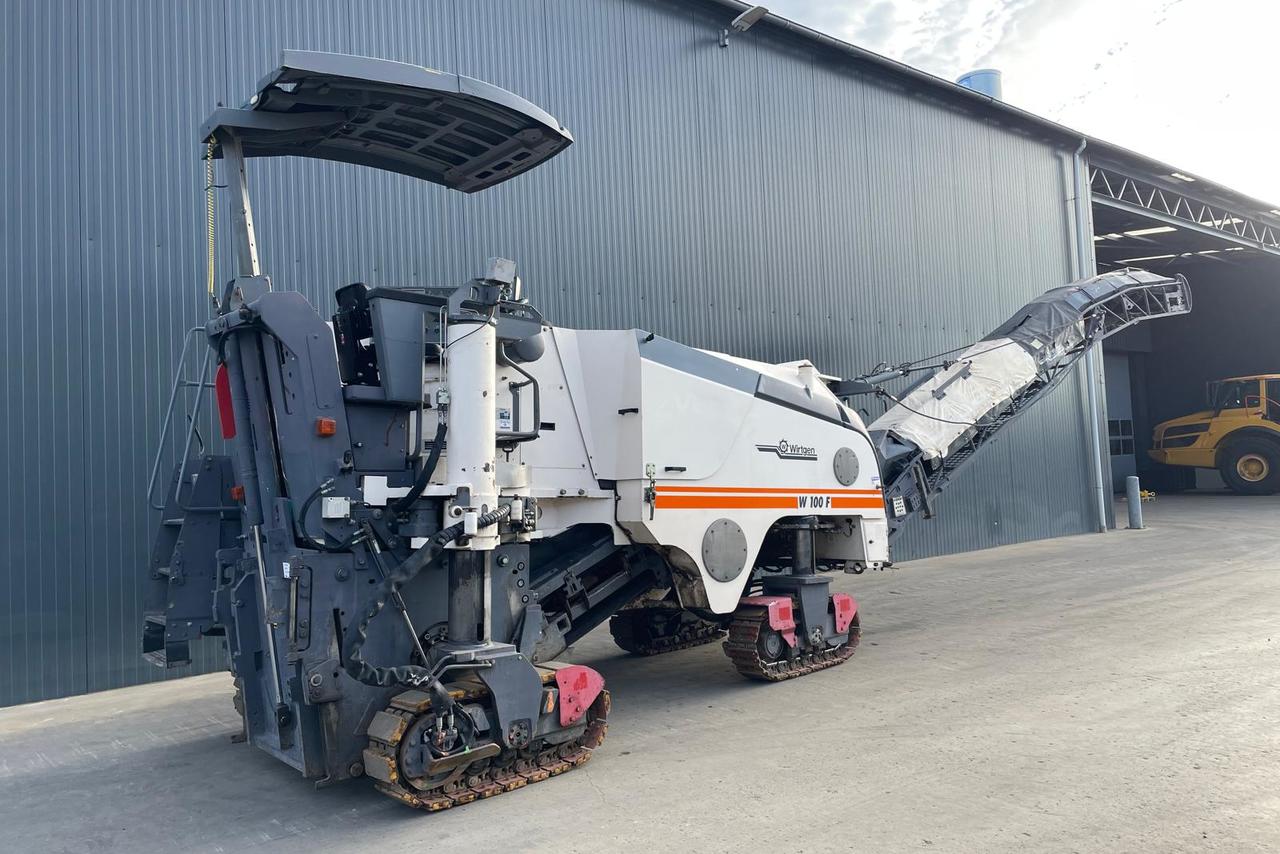 Wirtgen W100F - 09/09 5