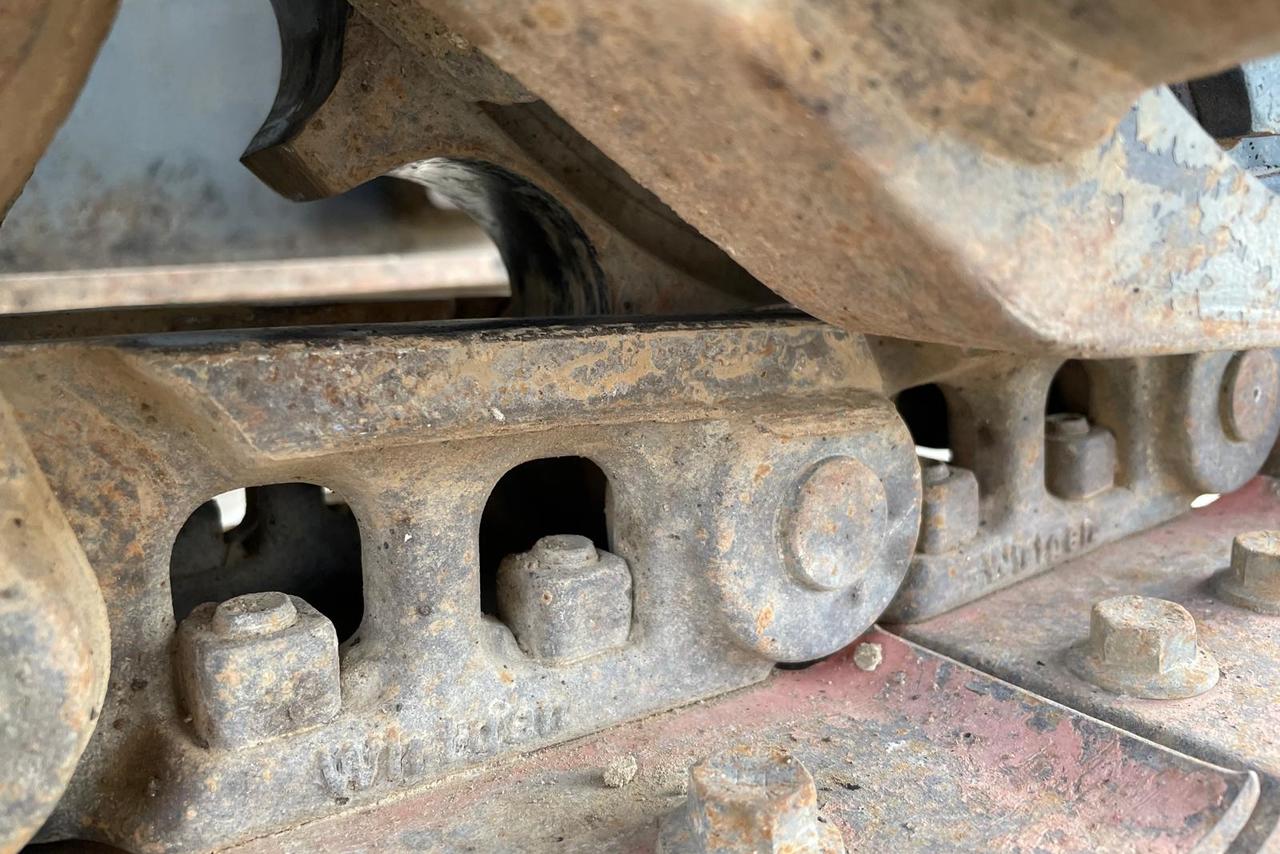 Wirtgen W100F - 09/09 8