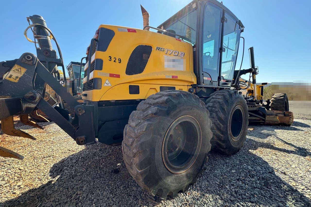 New Holland RG 170B - 18/18 9