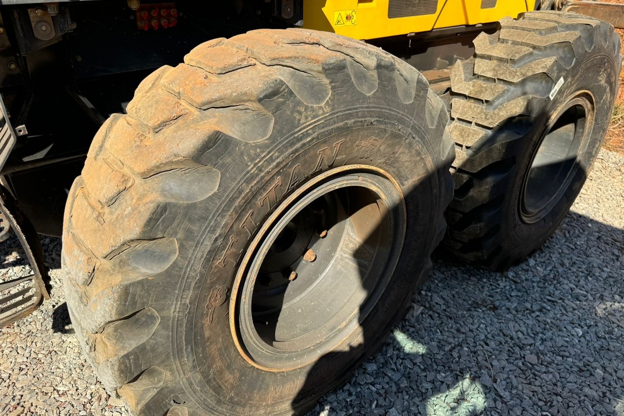 New Holland RG 170B - 18/18 10
