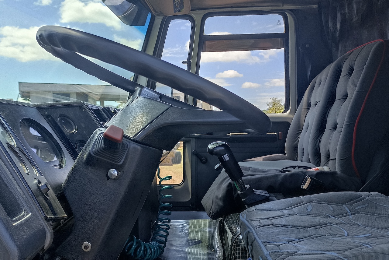 Ford Cargo2425 - 98/98 10