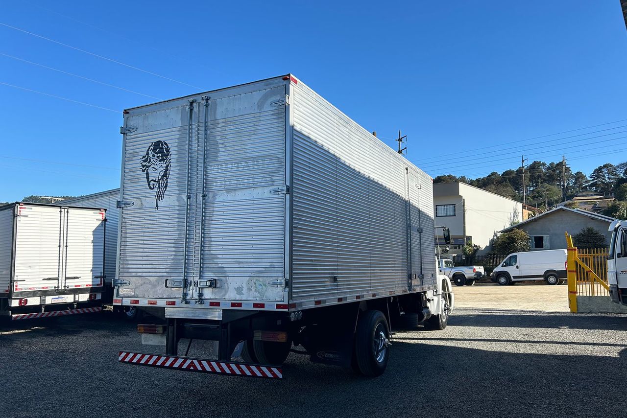 Mercedes Benz Atego 1318 - 15/15 3