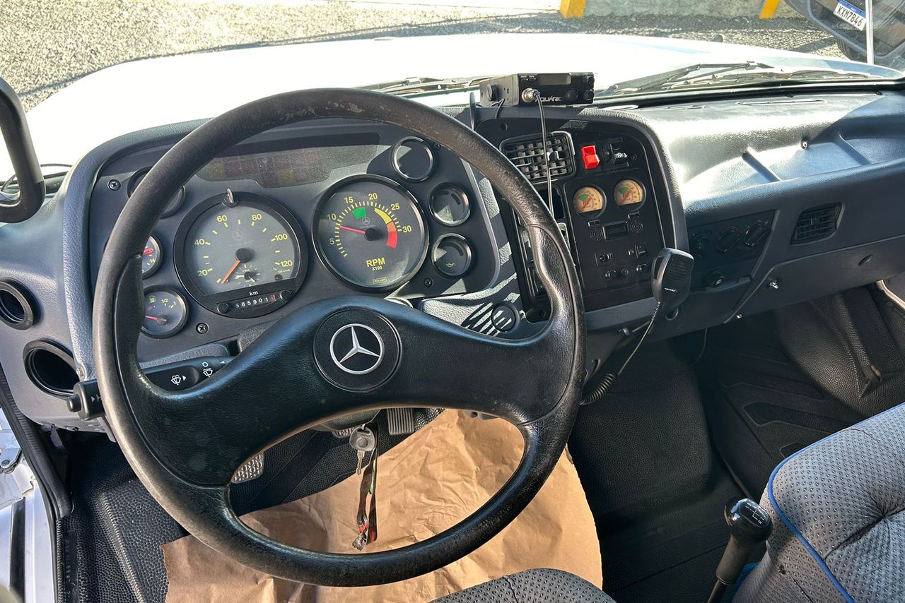 Mercedes Benz Atego 1318 - 15/15 4