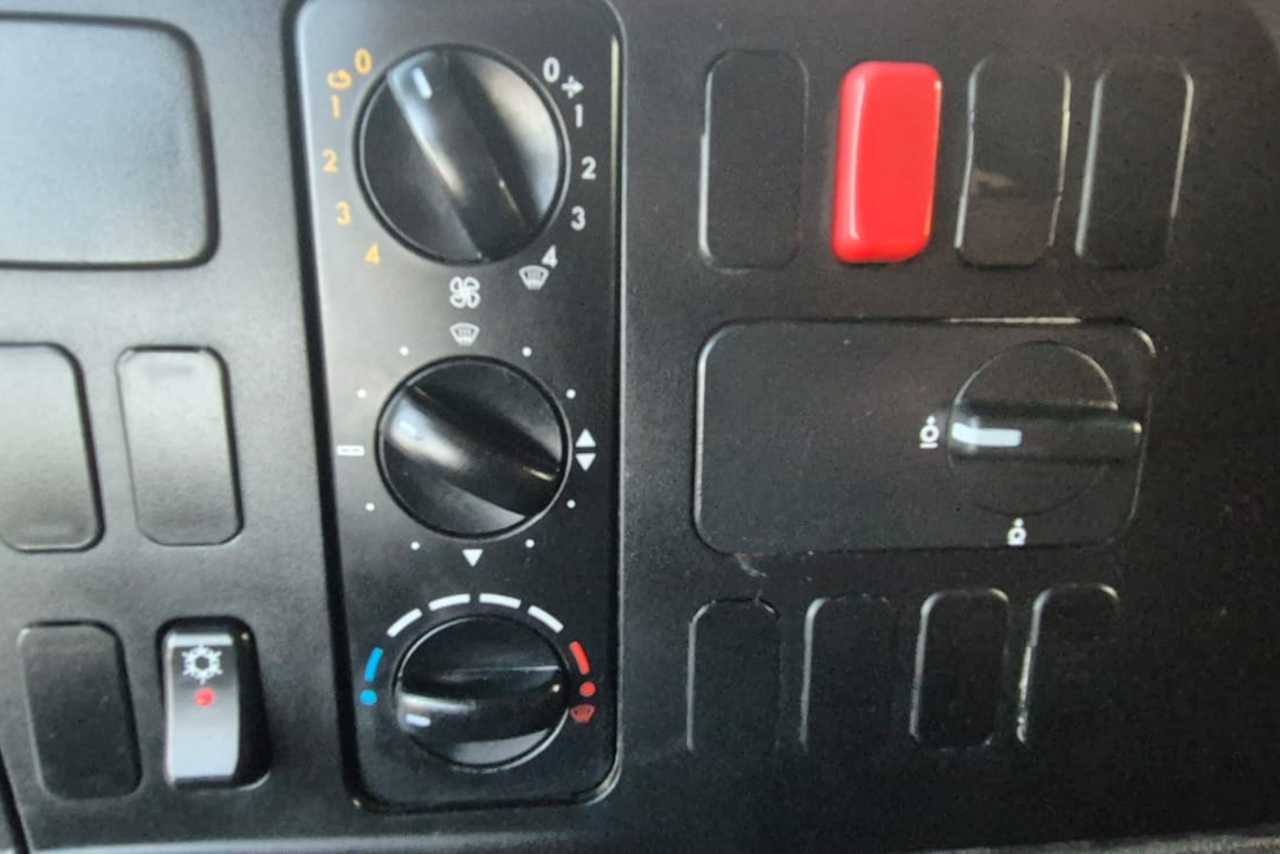 Mercedes Benz Atego 2426 - 22/22 7