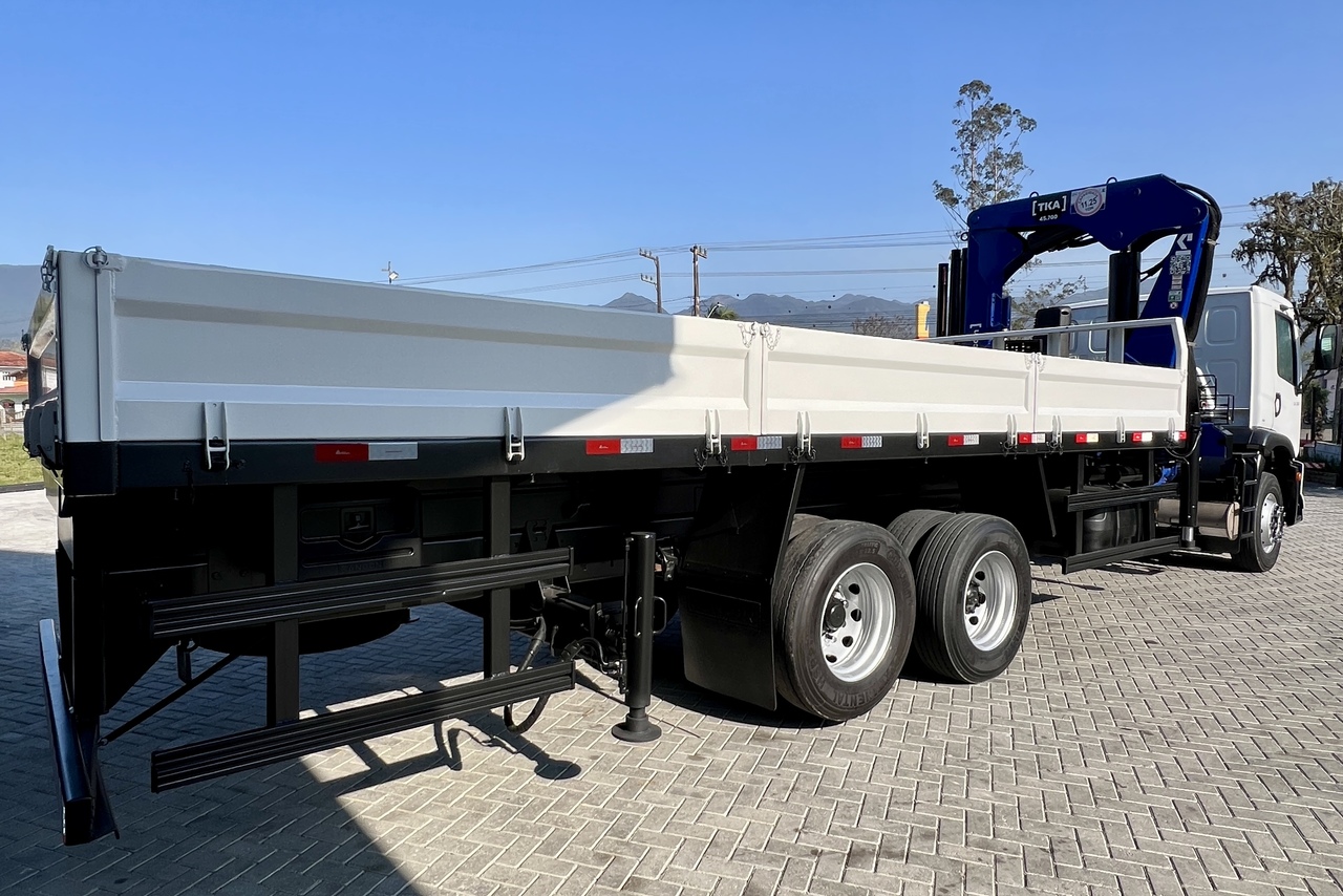 Volkswagen 24-260 Constellation 6x2 - 22/23 3