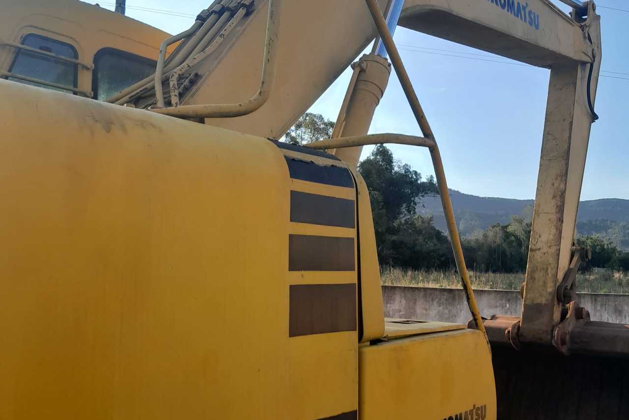 Komatsu PC200 - 04/04 3
