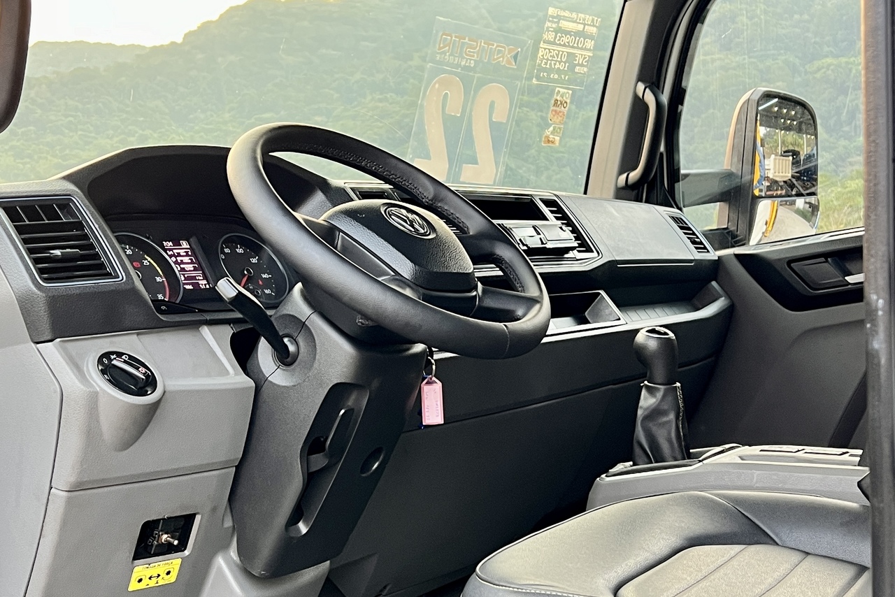 Volkswagen 11-180 Delivery  - 21/22 12