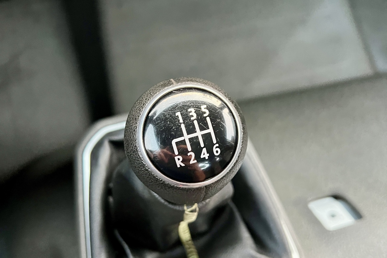 Volkswagen 11-180 Delivery  - 21/22 13