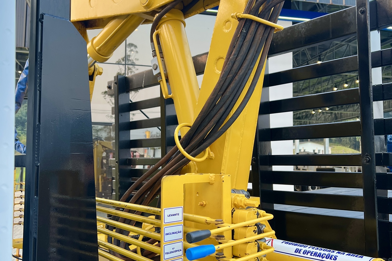 Volkswagen 11-180 Delivery  - 21/22 15
