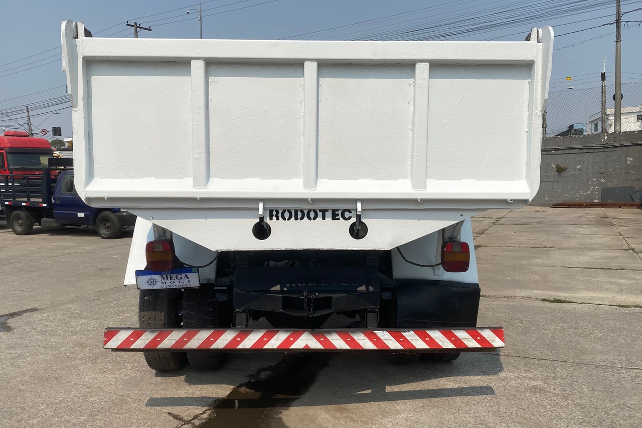 Ford Cargo1317 - 06/06 4