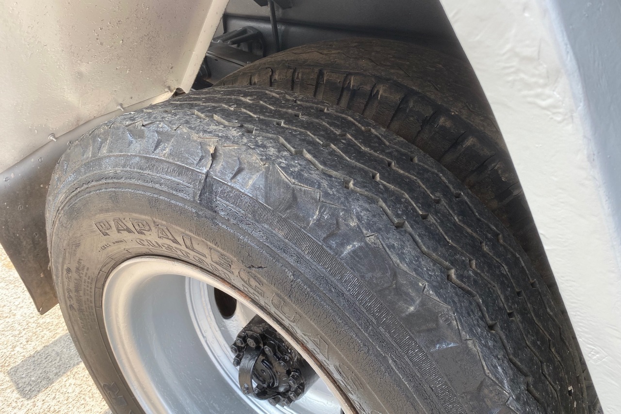 Ford Cargo1317 - 06/06 8