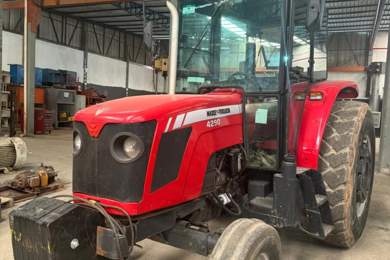 Massey Ferguson 4290 - 13/13 2
