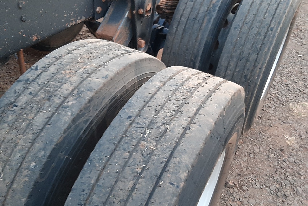 Mercedes Benz MB 1620 - 06/06 11