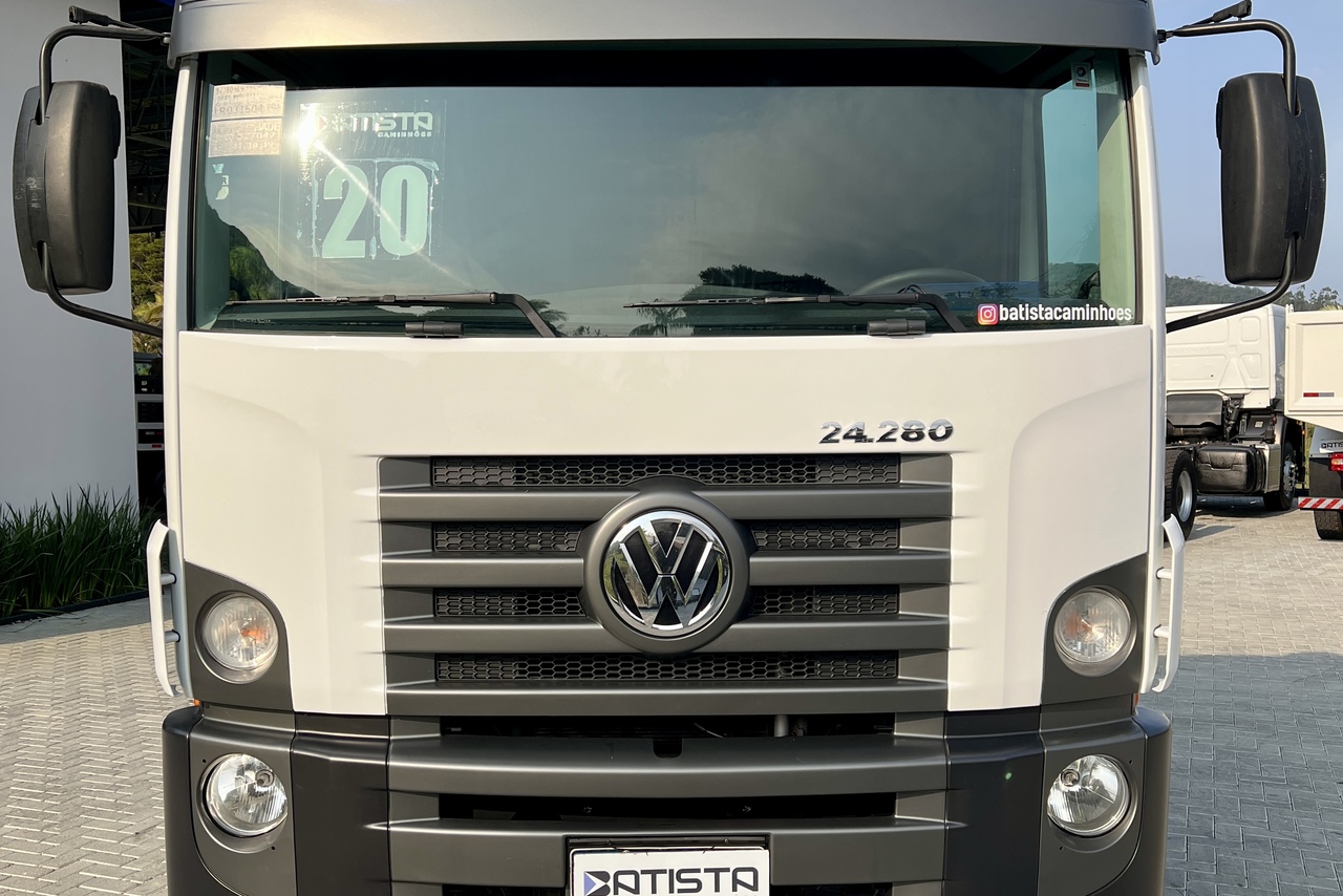 Volkswagen 24-280 E Constellation 6x2 - 19/20 8