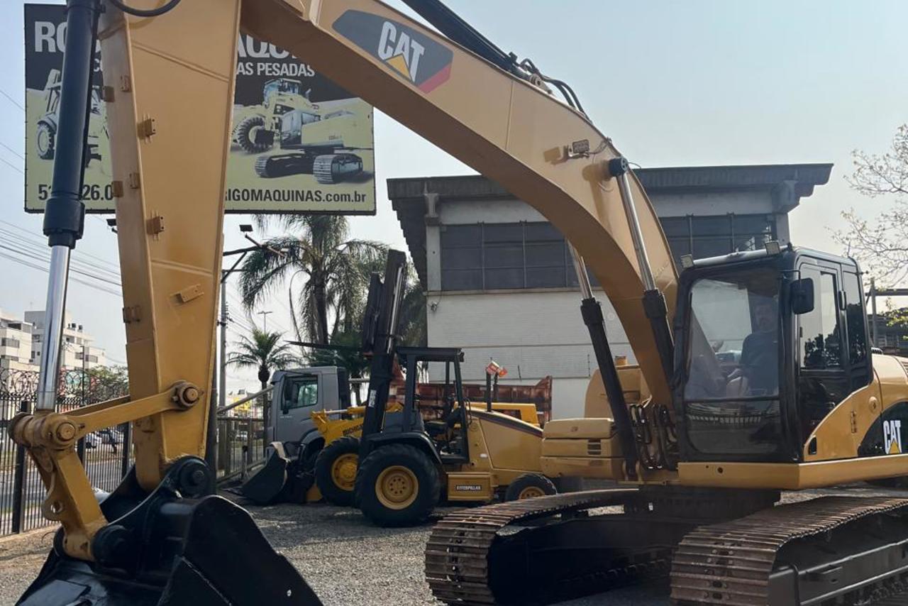 Caterpillar 320D - 10/10 7