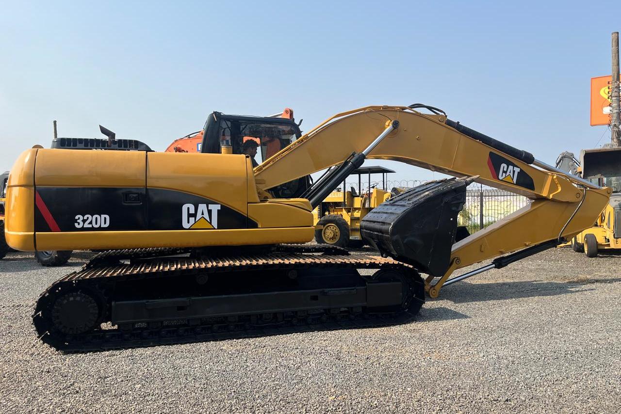 Caterpillar 320D - 10/10 15