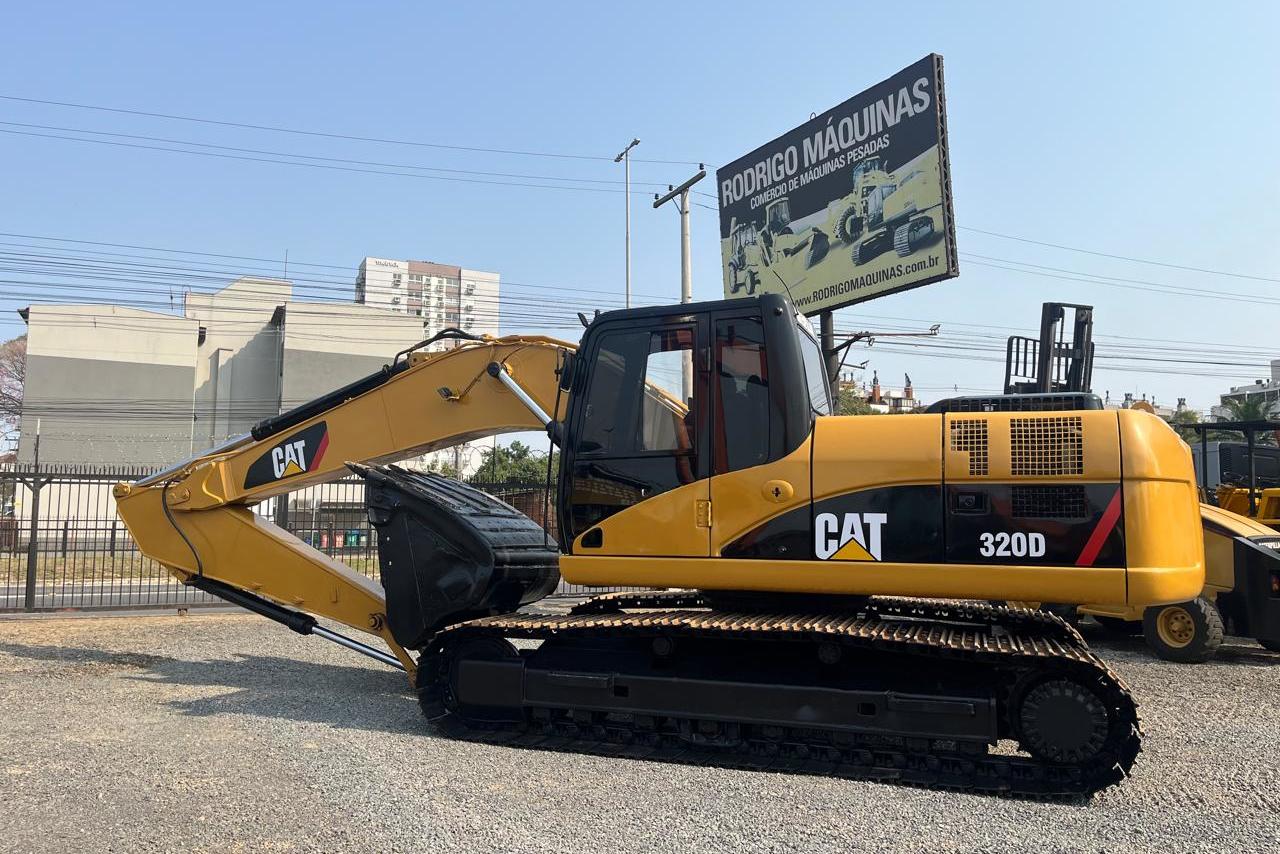 Caterpillar 320D - 10/10 16