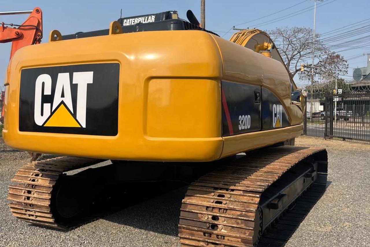 Caterpillar 320D - 10/10 17
