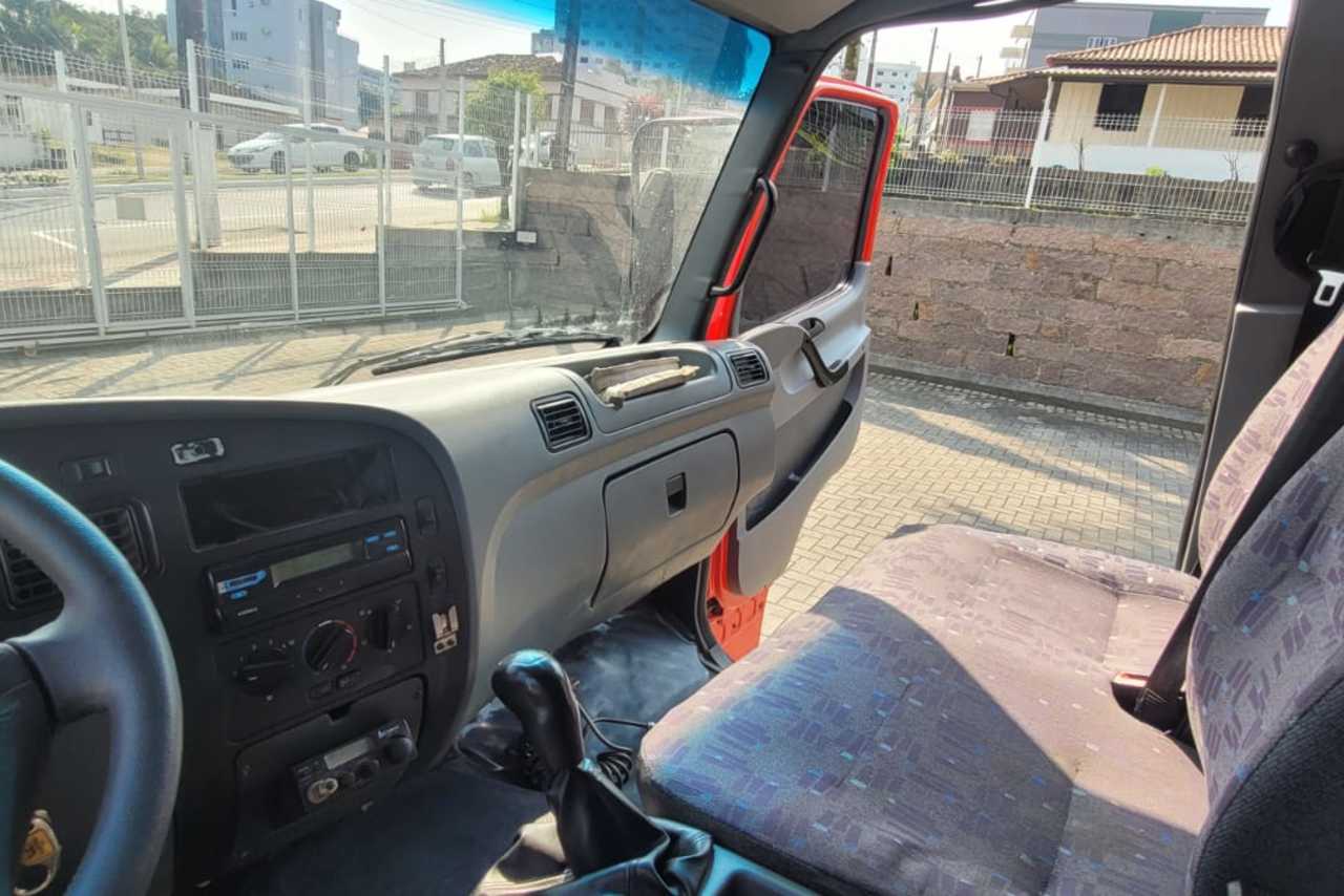 Mercedes Benz Accelo 915 - 10/10 9