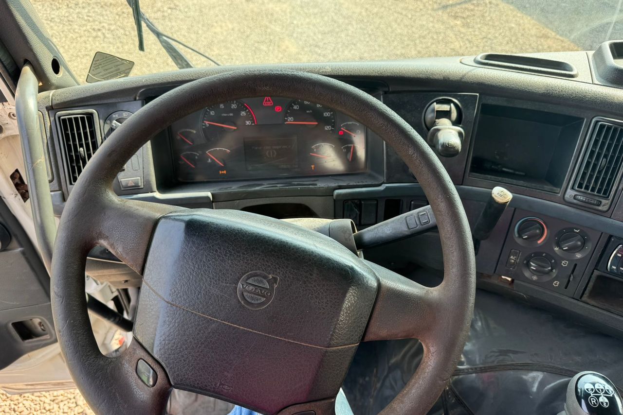 Volvo FM440 - 08/08 6