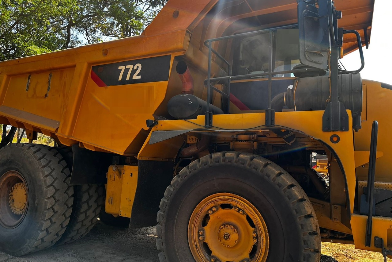 Caterpillar 772 - 12/12 3