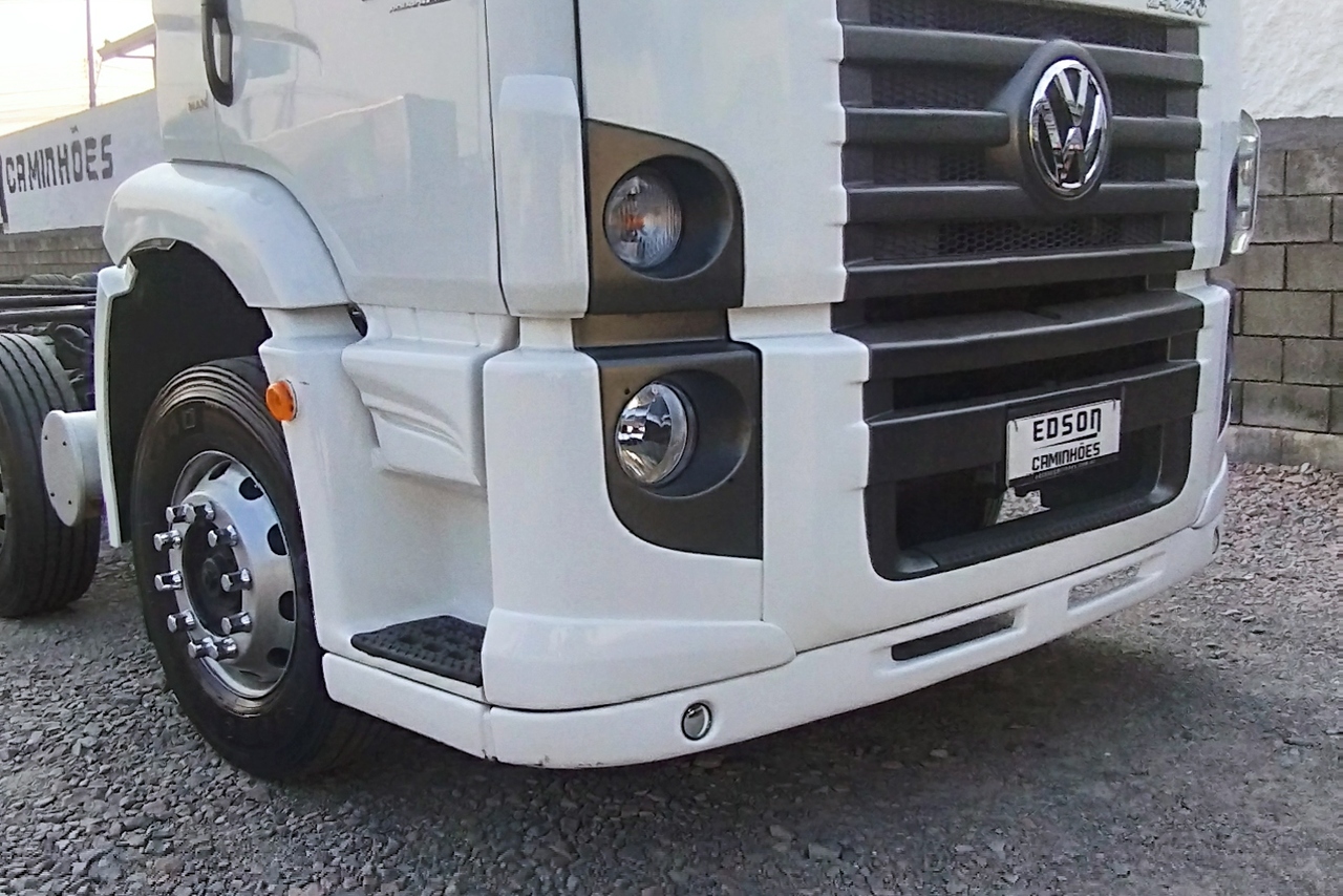 Volkswagen 24-280 E Constellation 8x2 - 14 5