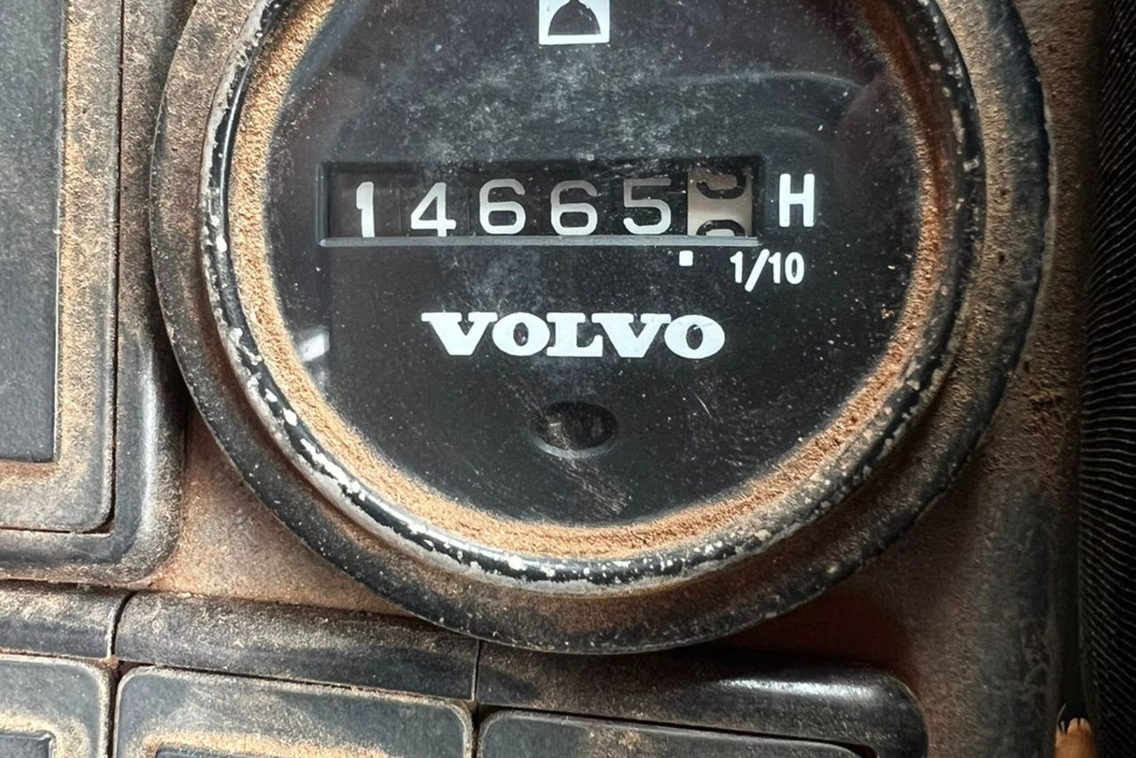 Volvo EC210BLC - 10/10 6