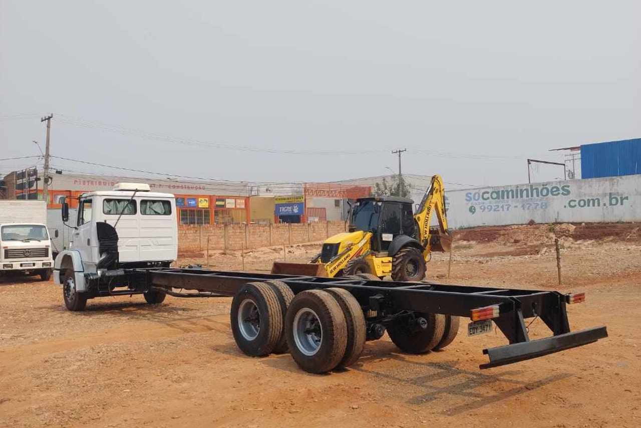 Mercedes Benz MB 1620 - 09/09 2