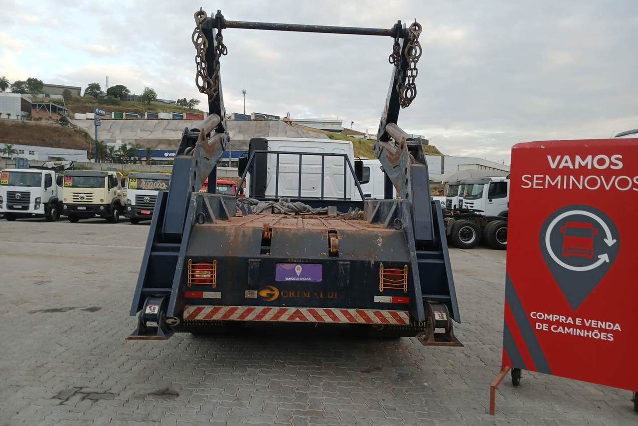 Volkswagen 17-230 E Constellation (DIESEL)(E5) - 22/23 3
